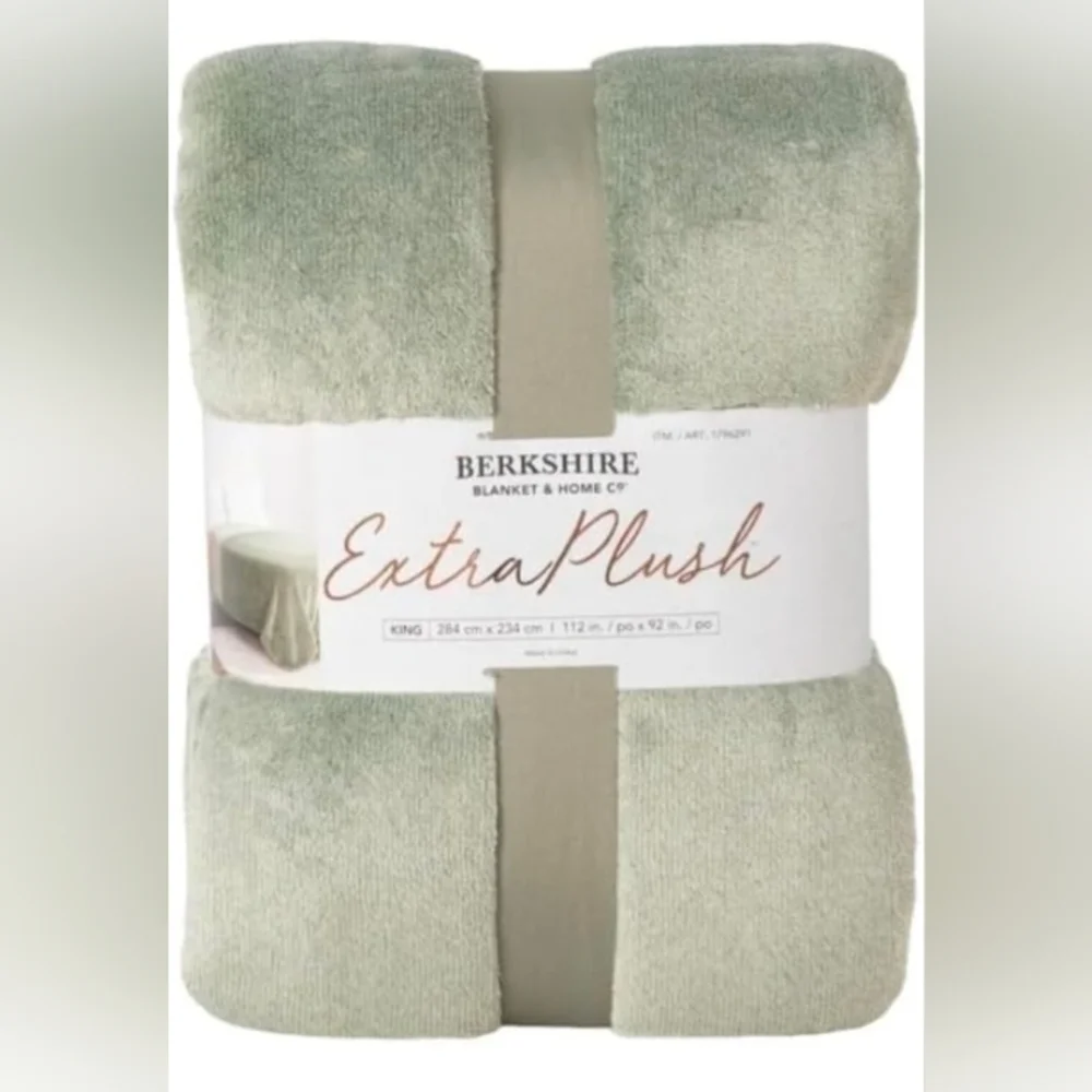 Berkshire Blanket & Home Co. Extra Plush |Queen | 249 cm x 234 cm |98 in. x 92in